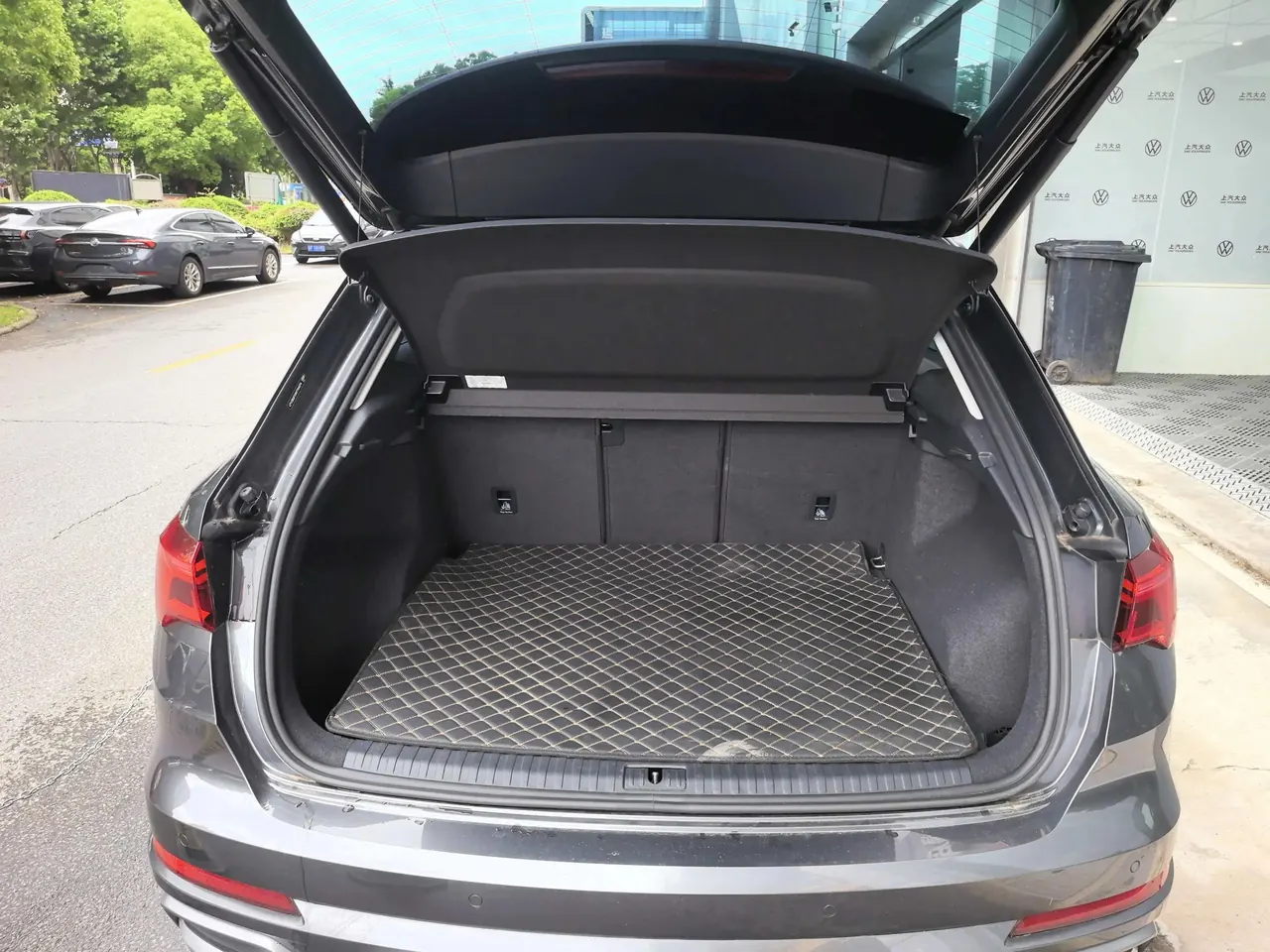 Audi 2023 Q3 1.4TFSI 35TFSI Fashion Dynamic Automatic 9