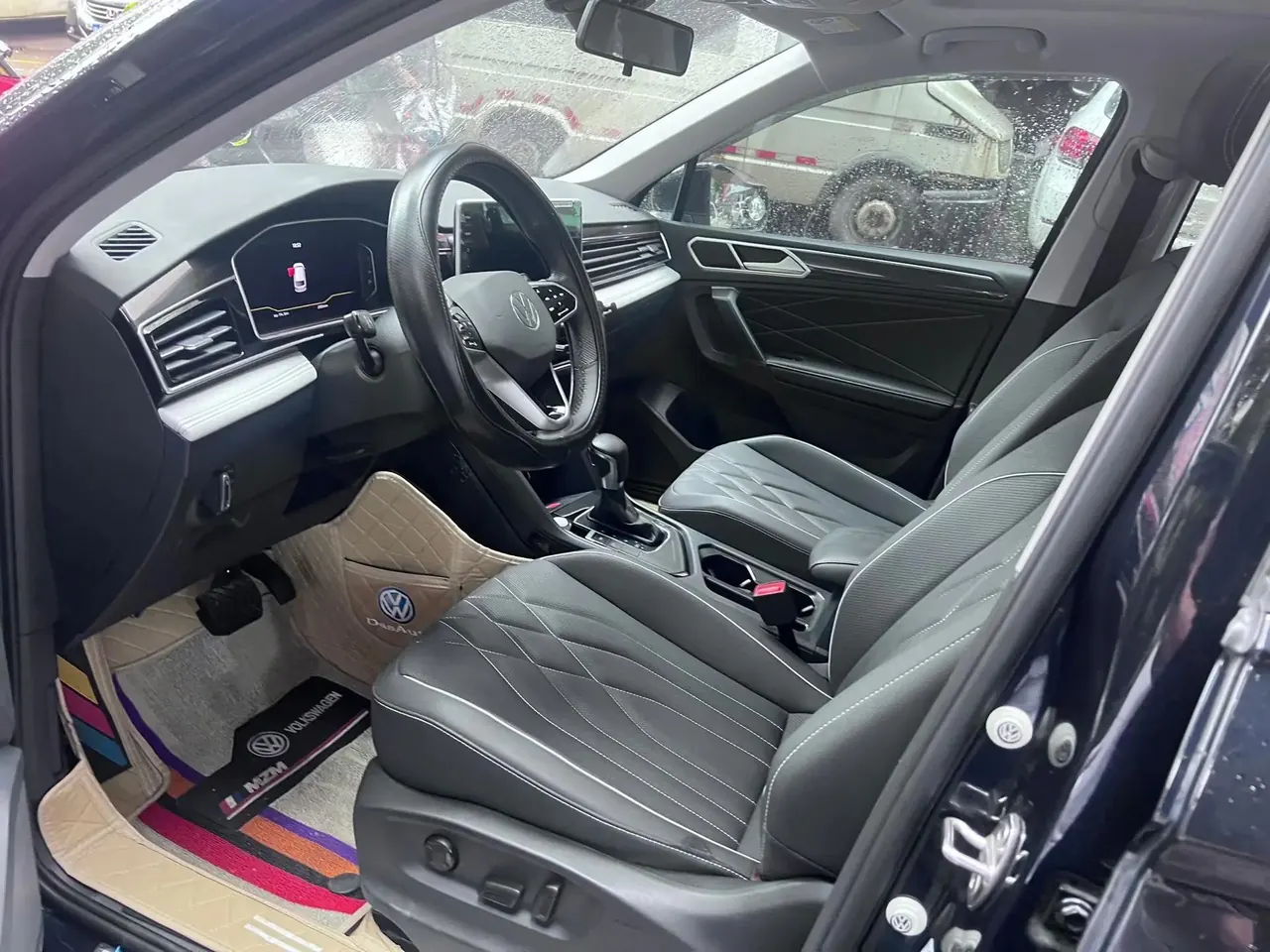 Tiguan L 2022 330TSI Automatic Two-Drive Smart Edition 2