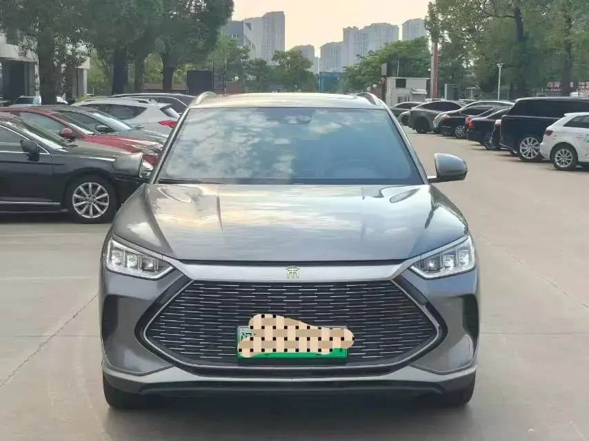 2021 BYD Song PLUS DM-i 110km Flagship Model 3
