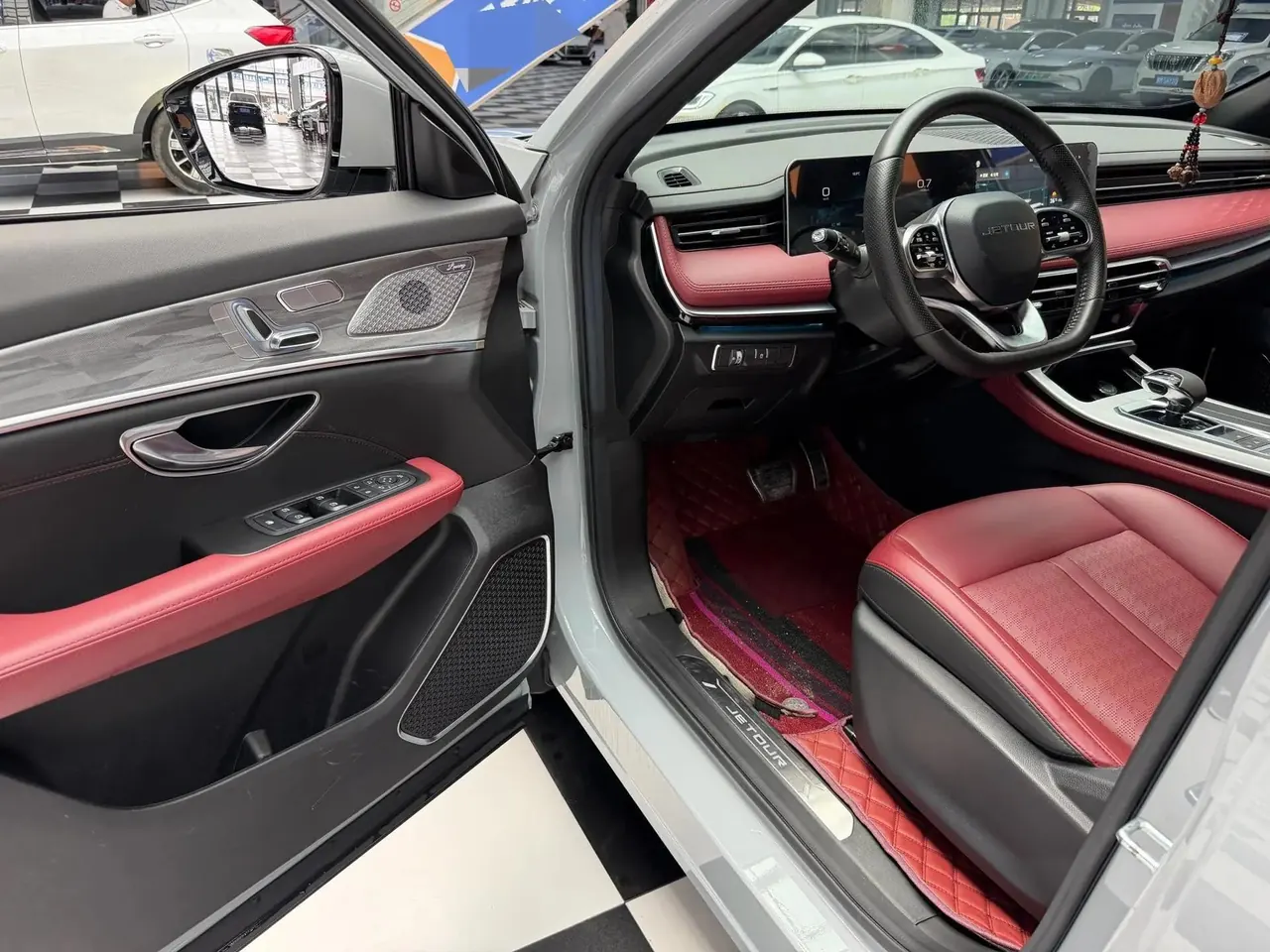 Jetour X70 PRO 2023 1.5T DCT Comfortable 5 6