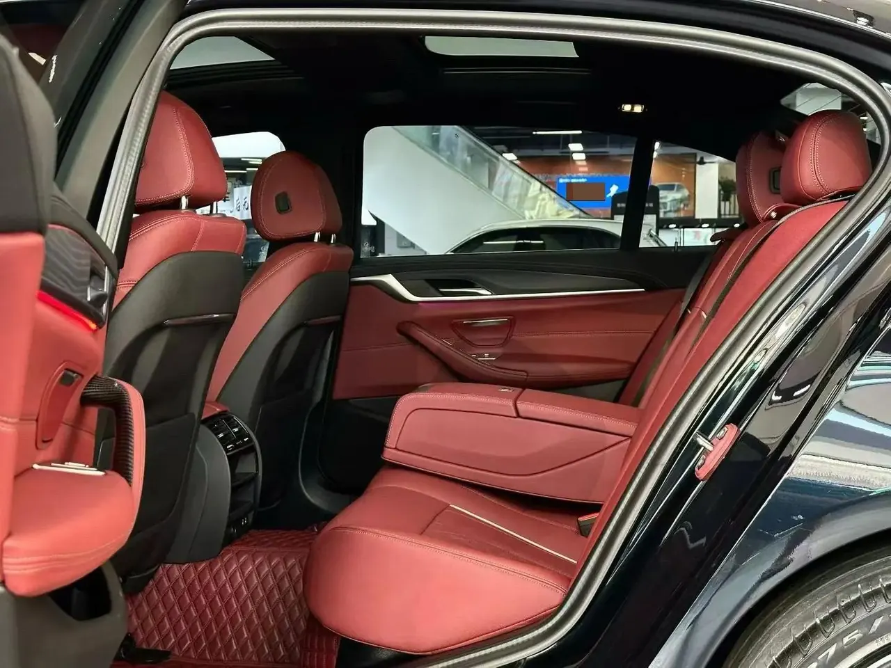 BMW 5 Series 2021 530Li Leading M Sports Suit 6