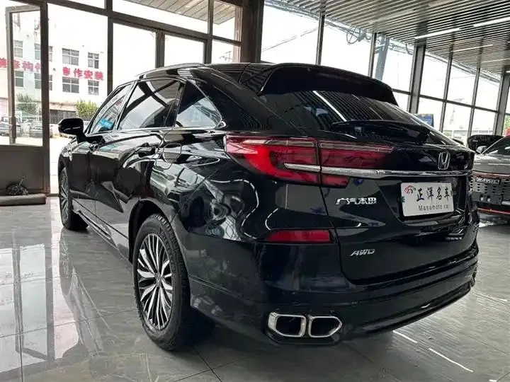 Crown Road 2020 370TURBO 4-wheel Drive Premium Edition Double Color 6