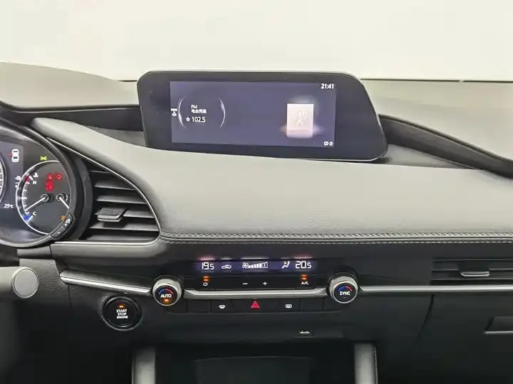 Mazda 3 Onksera 2021 1.5L Automatic Quality Edition 12