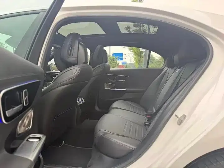 Mercedes Benz Class C 2025 to C 260 L Night Sports Edition 10