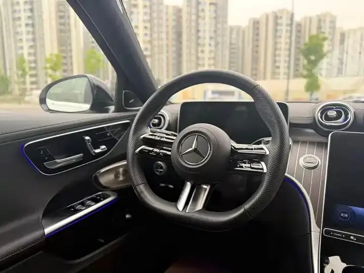 Mercedes Benz Class C 2025 to C 260 L Night Sports Edition 12