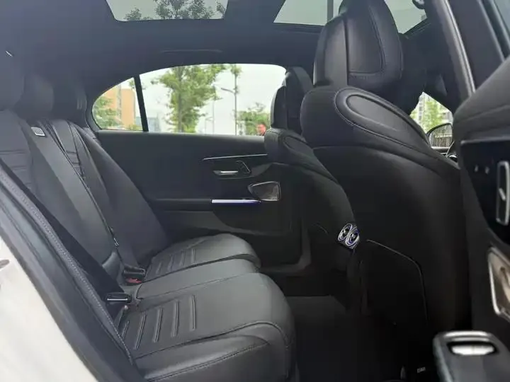 Mercedes Benz Class C 2025 to C 260 L Night Sports Edition 13