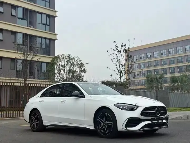Mercedes Benz Class C 2025 to C 260 L Night Sports Edition 3