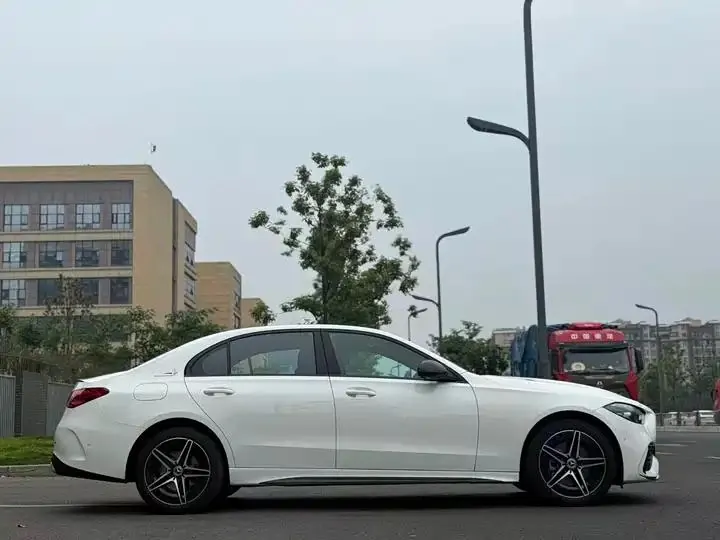 Mercedes Benz Class C 2025 to C 260 L Night Sports Edition 4