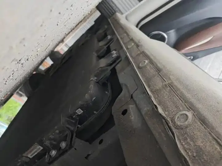 WuLing Plantronics 2023 333km LingBox Connected 22