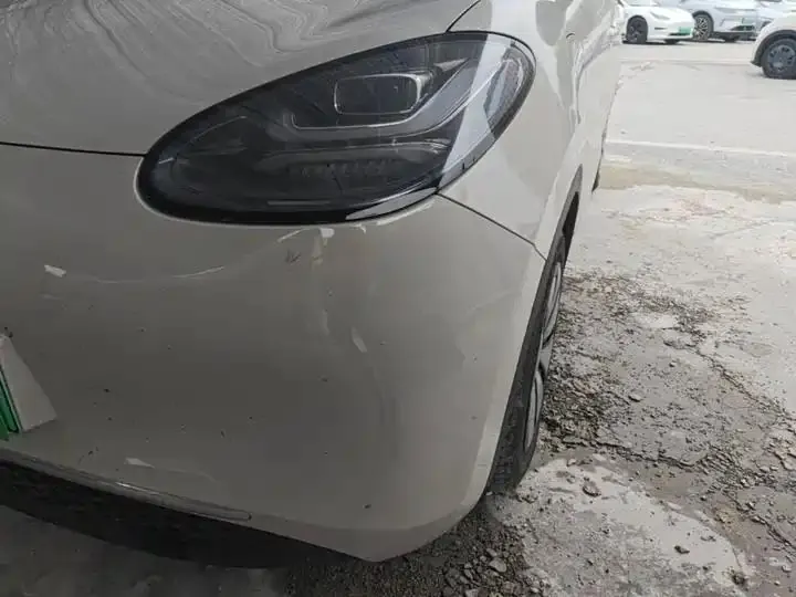 WuLing Plantronics 2023 333km LingBox Connected 24