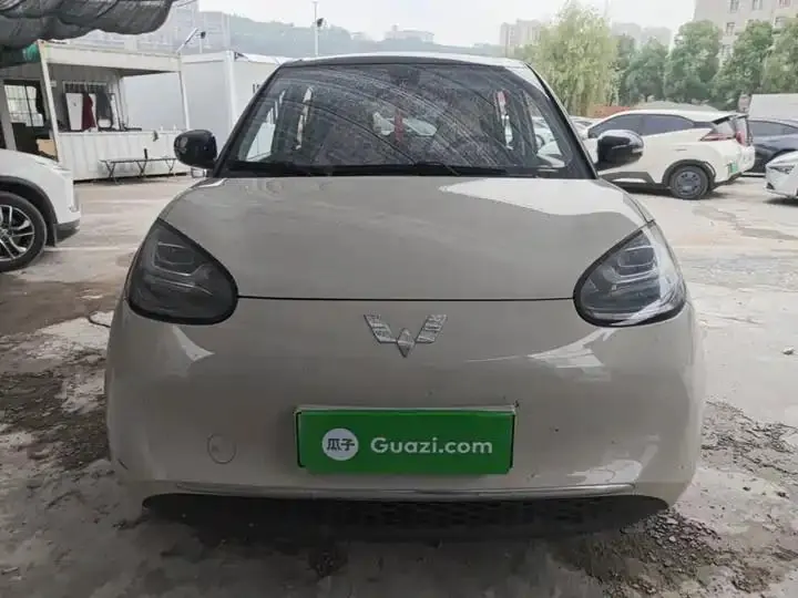 WuLing Plantronics 2023 333km LingBox Connected 3
