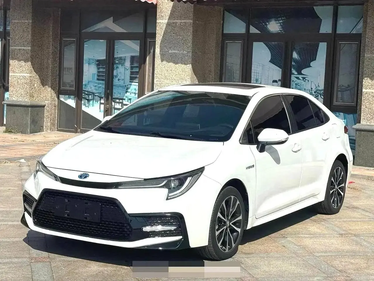 Levin 2022 185T CVT Sport Edition - View 1