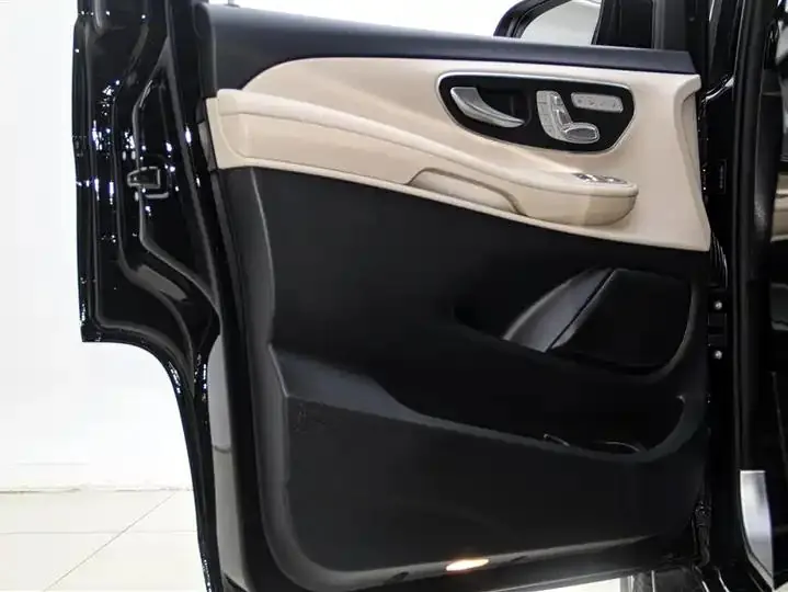 Mercedes Benz Class V 2021V 260 Pilot Edition 17