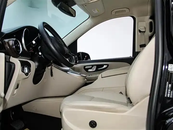 Mercedes Benz Class V 2021V 260 Pilot Edition 24
