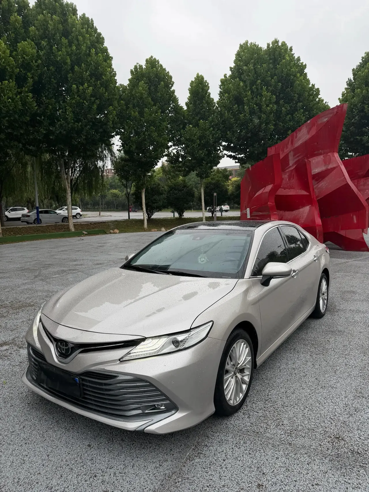 Open image lightbox: Camry 2019 facelift 2.5G Deluxe Edition