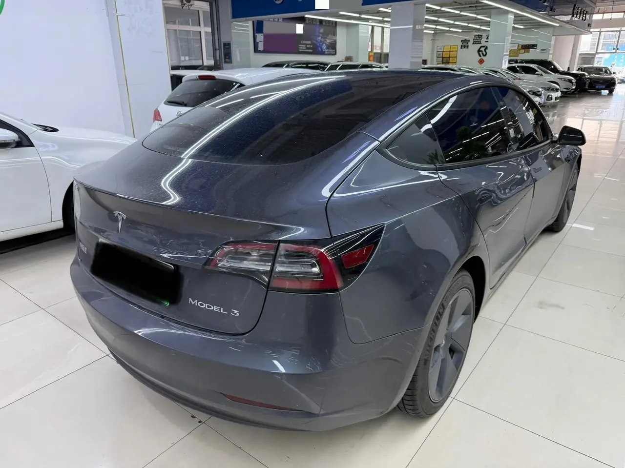2021 Model 3 Standard Range Rear-Wheel Drive Upgrade Version 6