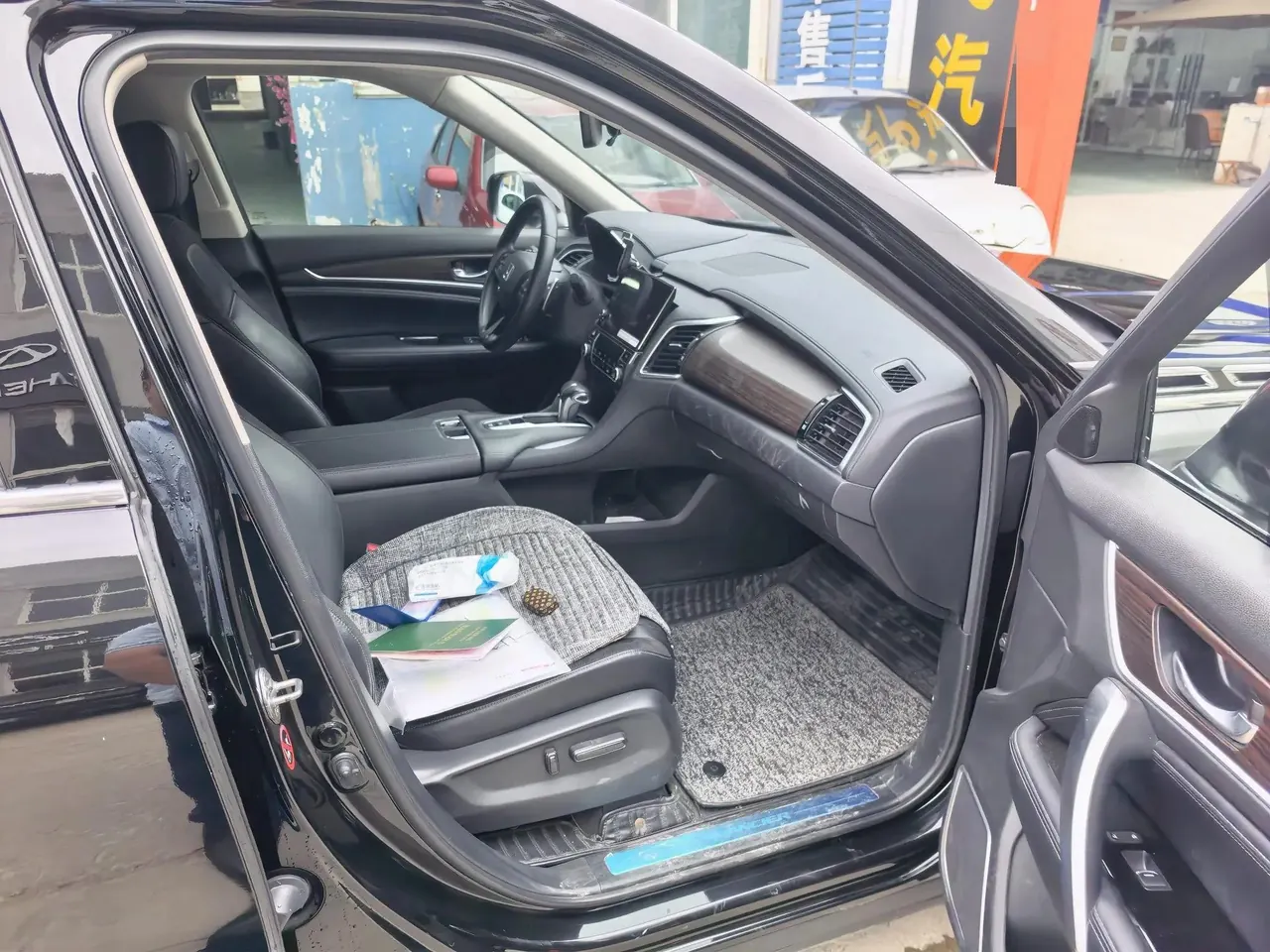 AVANCIER 2019 240TURBO Front-Wheel-Drive Prestige Edition 6
