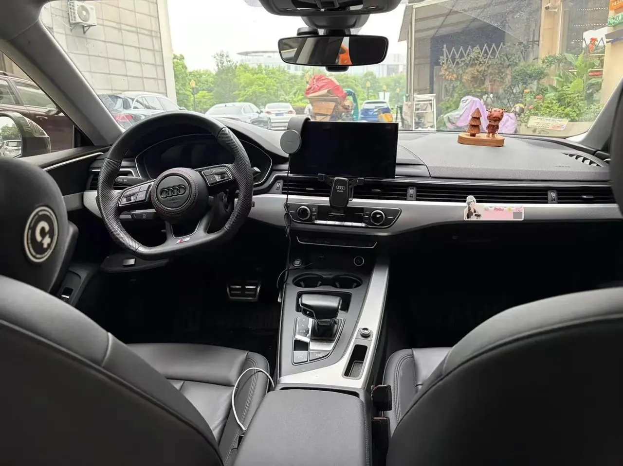 Audi A5 2021 model Sportback 40 TFSI Fashion Dynamic Edition 8