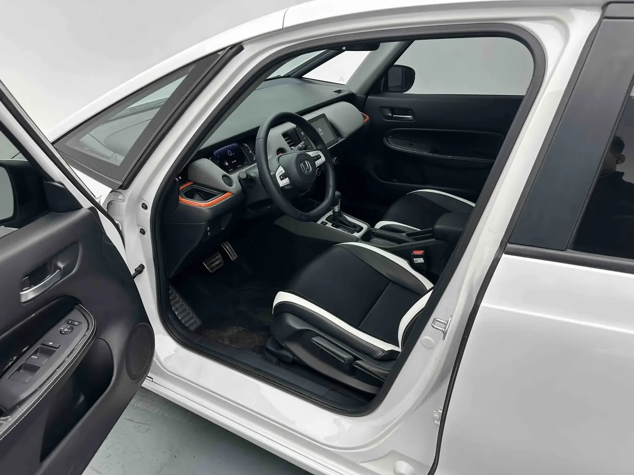 LIFE 2021 1.5L CVT SPO-SS Smart Edition 2