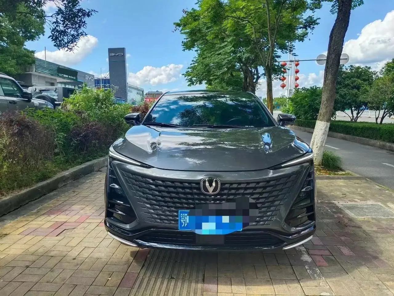 ChangAn 2023 UNI-T 1.5T Prestige Automatic 2