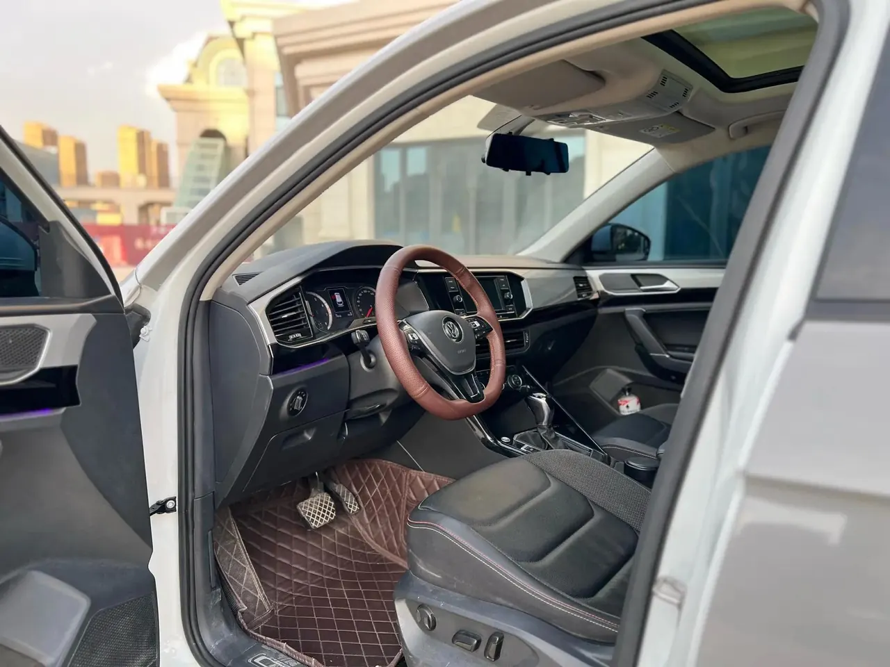 Tangyue 2019 Zhitu Edition 280TSI Front-Wheel-Drive Luxury Model, China VI Emission Standard 4