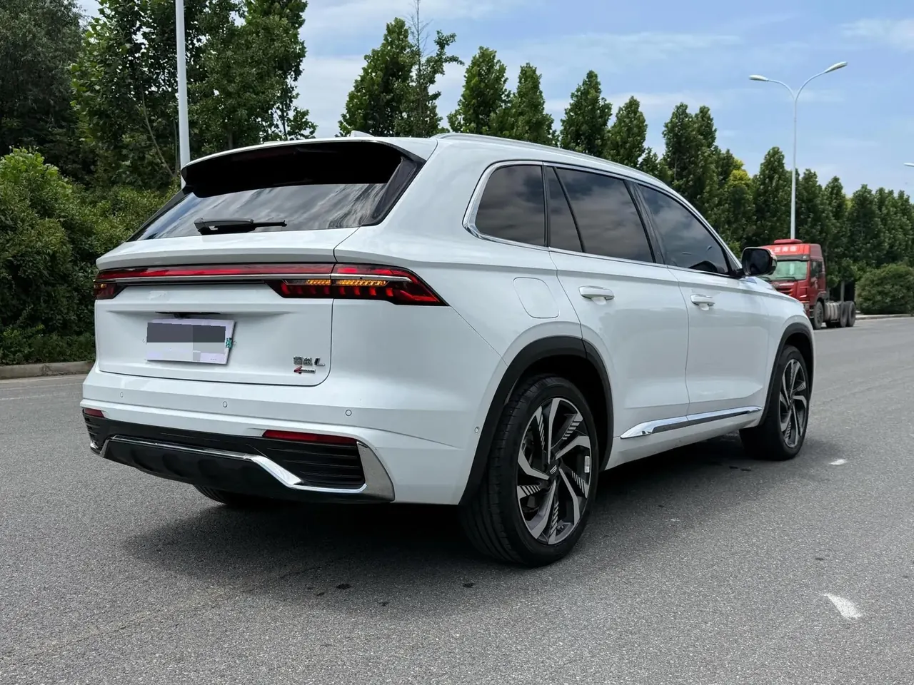XingyueL (Monjaro) 2021 model 2.0TD DCT EVO two-wheel-drive Intelligent Supreme Edition 7