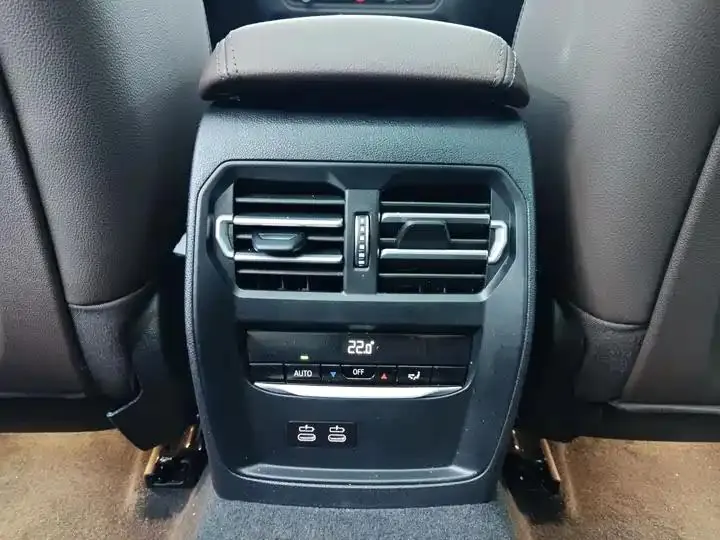 BMW 3 Series 2023 model 320Li M Sport Package 12