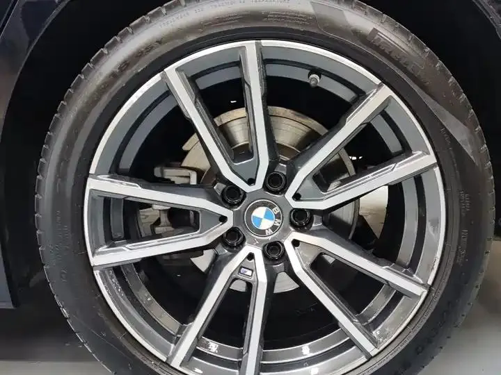 BMW 3 Series 2023 model 320Li M Sport Package 15