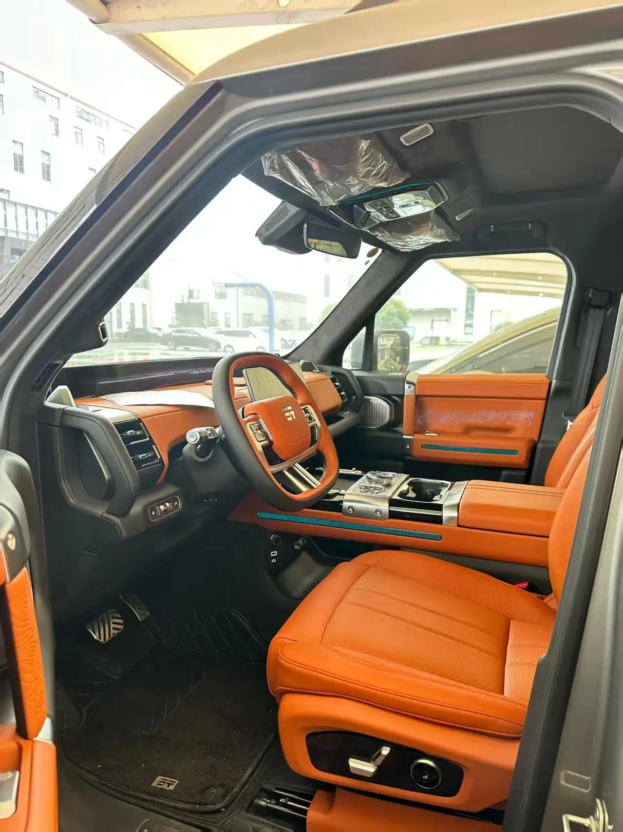 Vertical and horizontal G700 2025 enjoy the environment version of 6 seats 7