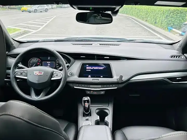Cadillac XT4 2021 28T Two-Wheel Drive Premium Model 10