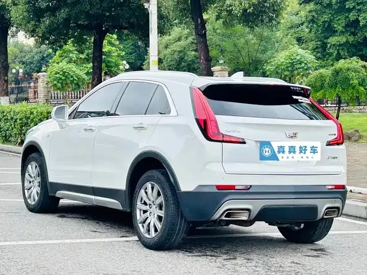 Cadillac XT4 2021 28T Two-Wheel Drive Premium Model 7