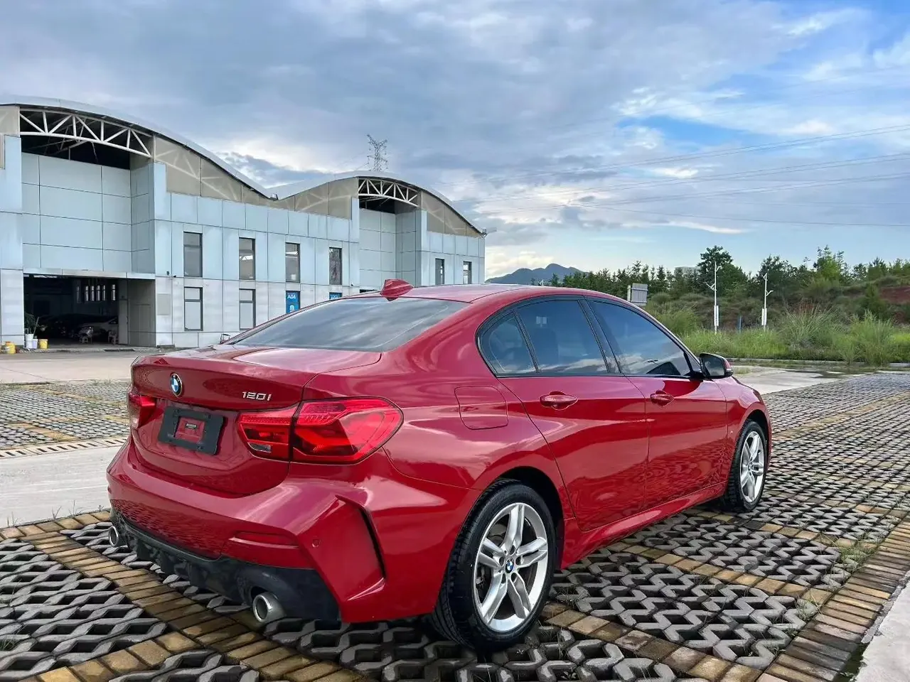BMW 1 Series 2020 120i Luxury Model 6