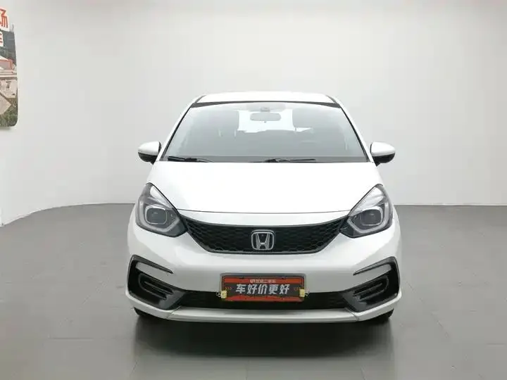 Fit 2021 1.5L CVT Trendy Edition 3