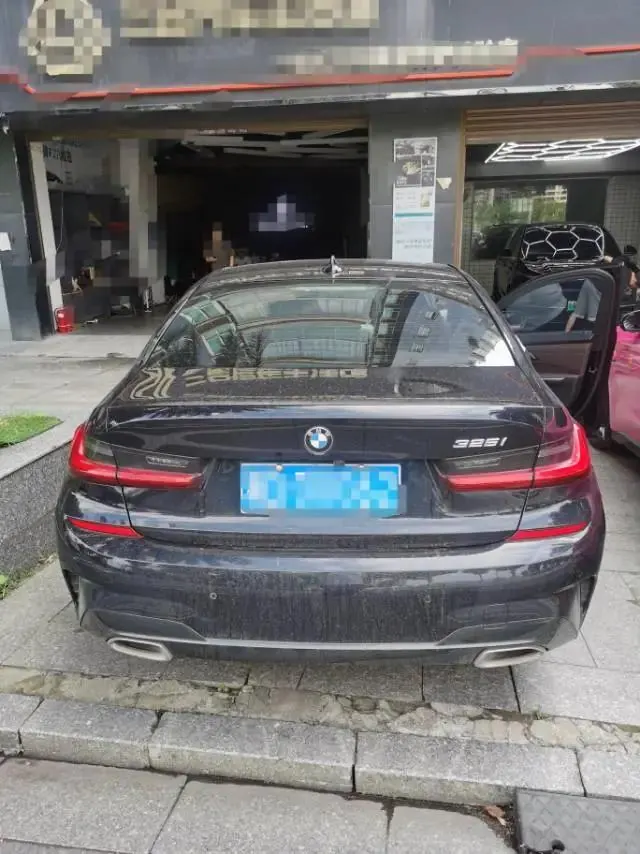 BMW 3 Series 2021 325i M Sports Suit 8