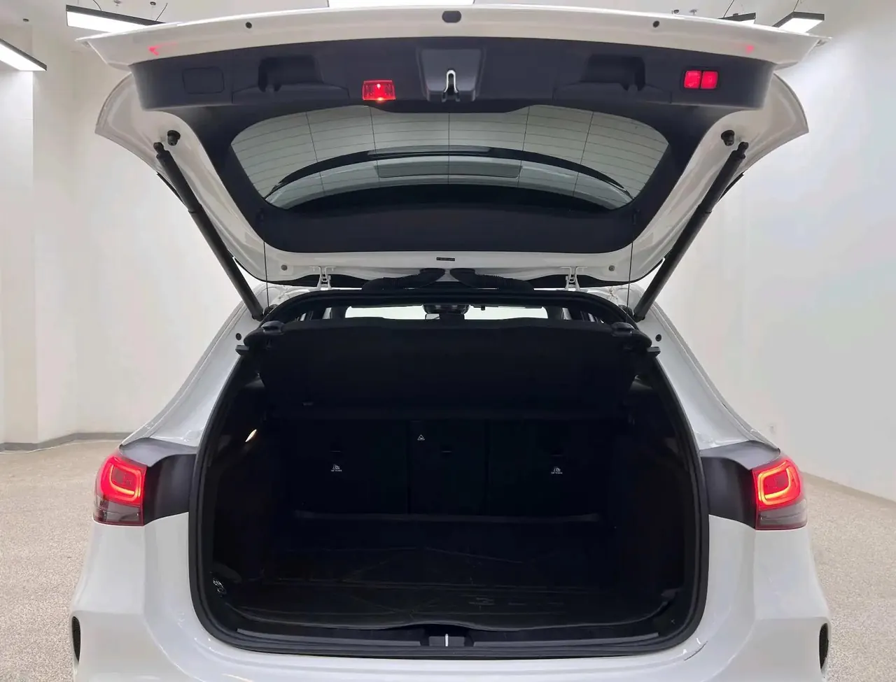 Mercedes Benz GLA AMG 2022 AMG GLA 35 4MATIC 17