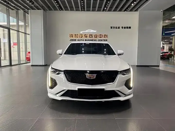 Cadillac CT4 2021 28T fashion model 2