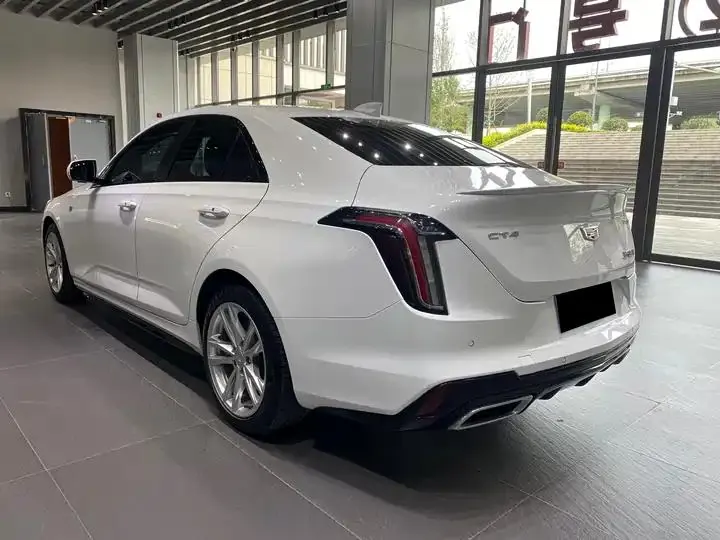 Cadillac CT4 2021 28T fashion model 9