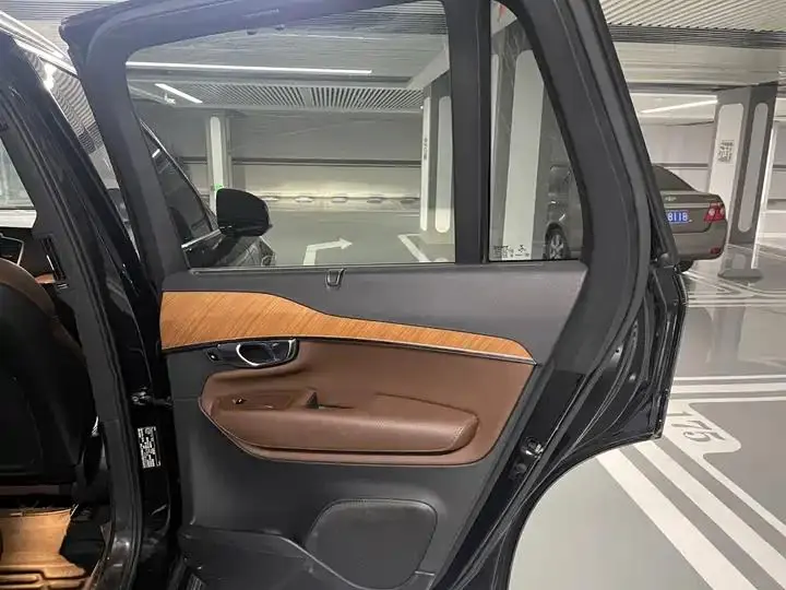 Volvo XC90 2020 model change T6 Zhiyi Deluxe Edition 7 seats 22