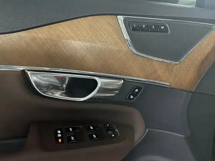 Volvo XC90 2020 model change T6 Zhiyi Deluxe Edition 7 seats 7