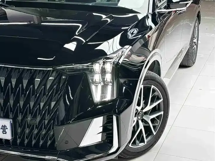 Chuanqi GS8 2022 Dual Engine Series 2.0TM 4-wheel Drive Premium Edition (7 seats) 2