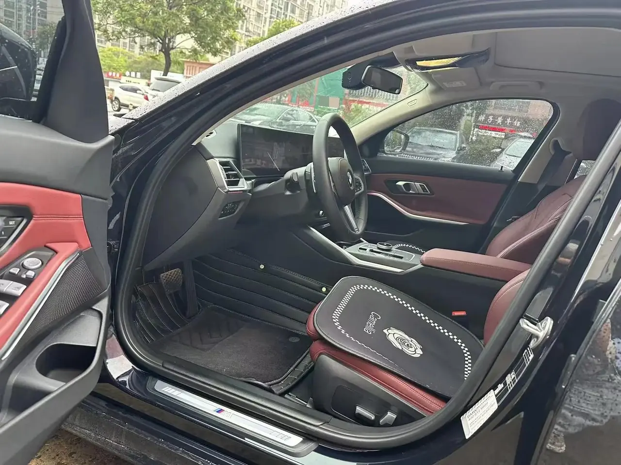 BMW 3 Series 2023 model 325i M Sport Package 3
