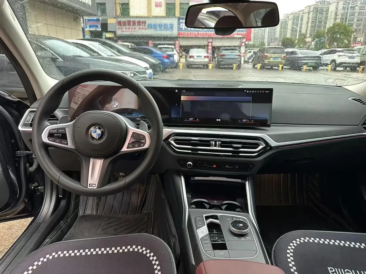 BMW 3 Series 2023 model 325i M Sport Package 7