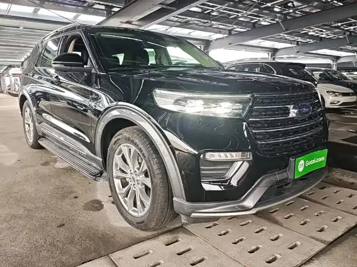 Explorer 2020 EcoBoost 285 RWD Style 6-Seater 4