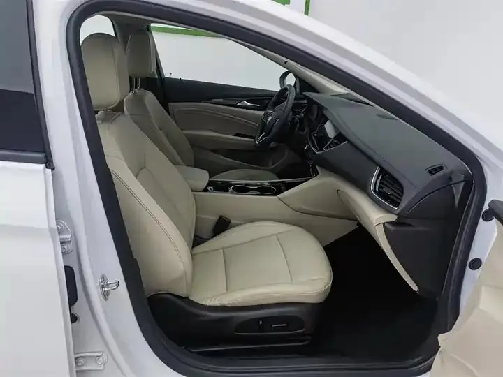 Regal 2021 552T Elite 23
