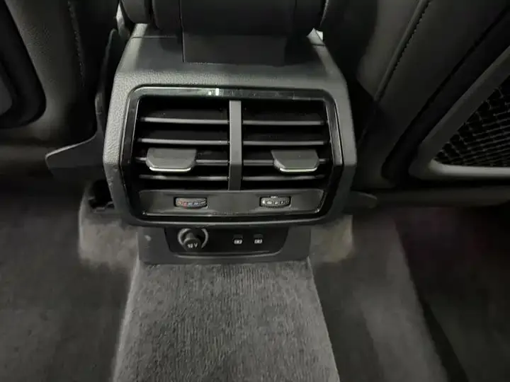 Audi Q3 2022 model 35 TFSI Fashion Dynamic Edition 13