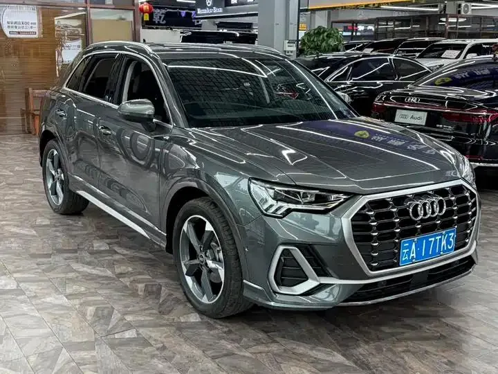 Audi Q3 2022 model 35 TFSI Fashion Dynamic Edition 3
