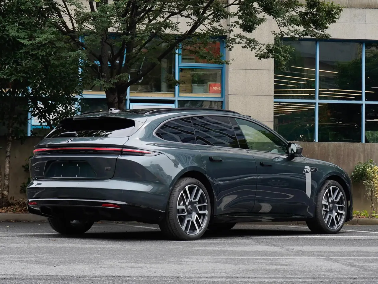 NIO 2026 ET5T Natural Wonderland Edition 100kWh Touring Automatic 4