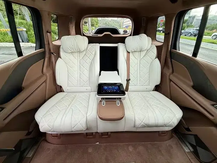 YangWang U8 2023 Deluxe Edition 10