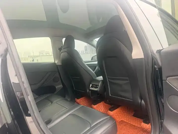Model Y 2024 rear-wheel drive version 6