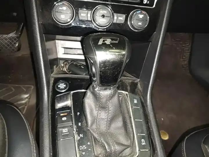 Tiguan L 2020 330TSI Automatic Two-Drive Panoramic Comfort Edition VI 14